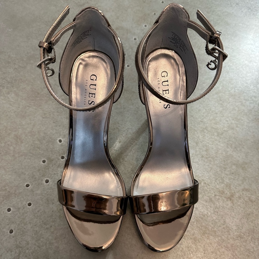 GUESS METALLIC HEELS SANDAL - Picture 2 of 8